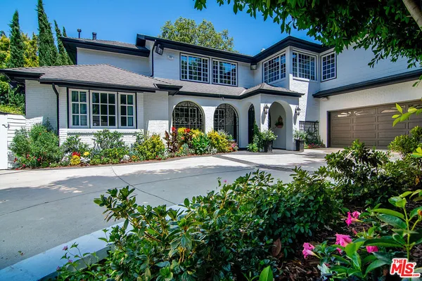 $3,995,000 | 4054 Stone Canyon Avenue, Sherman Oaks, CA 91403