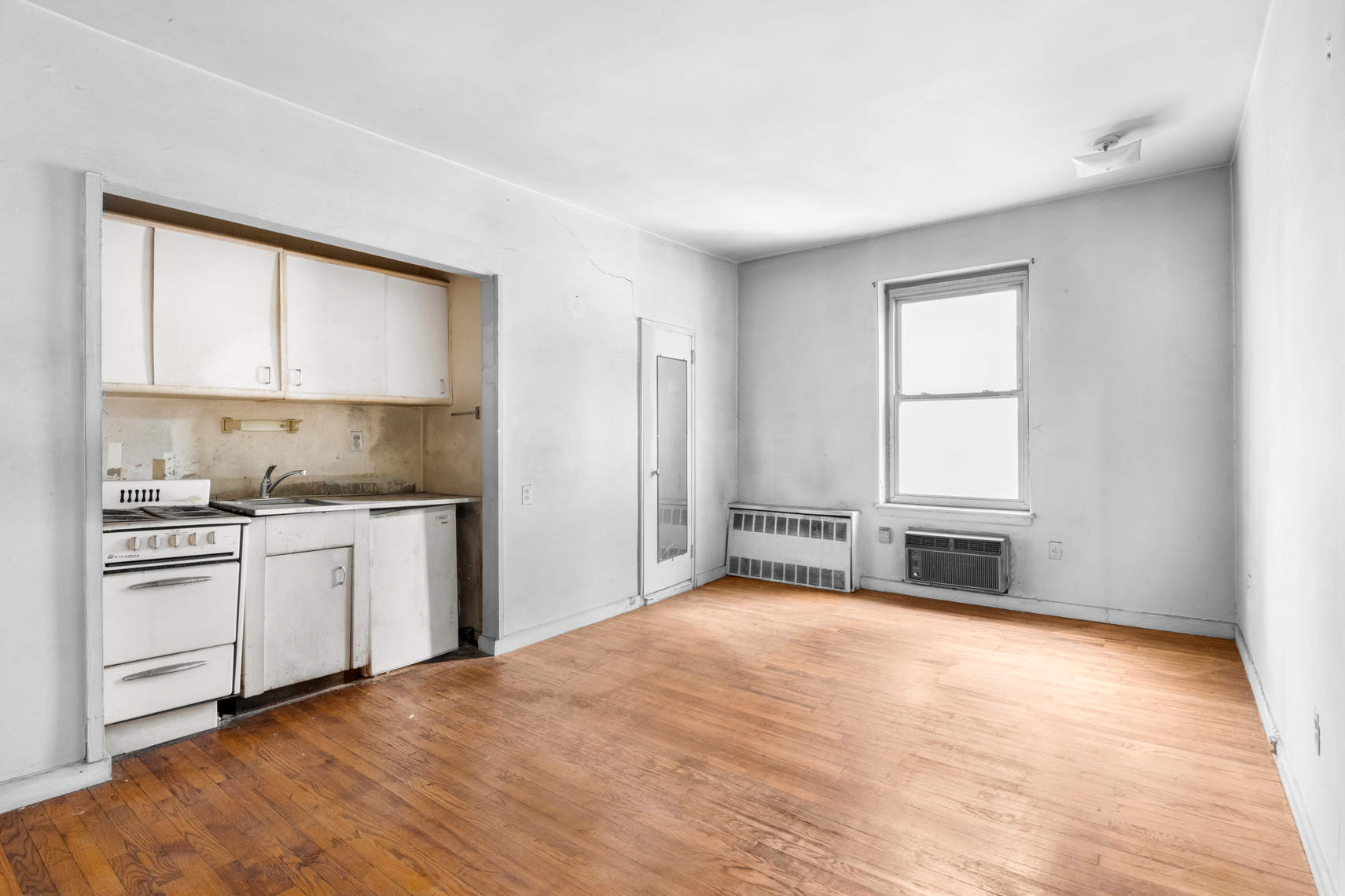 151 East 20th Street, Unit 4C Manhattan, NY 10010 - Photo 3 of 15