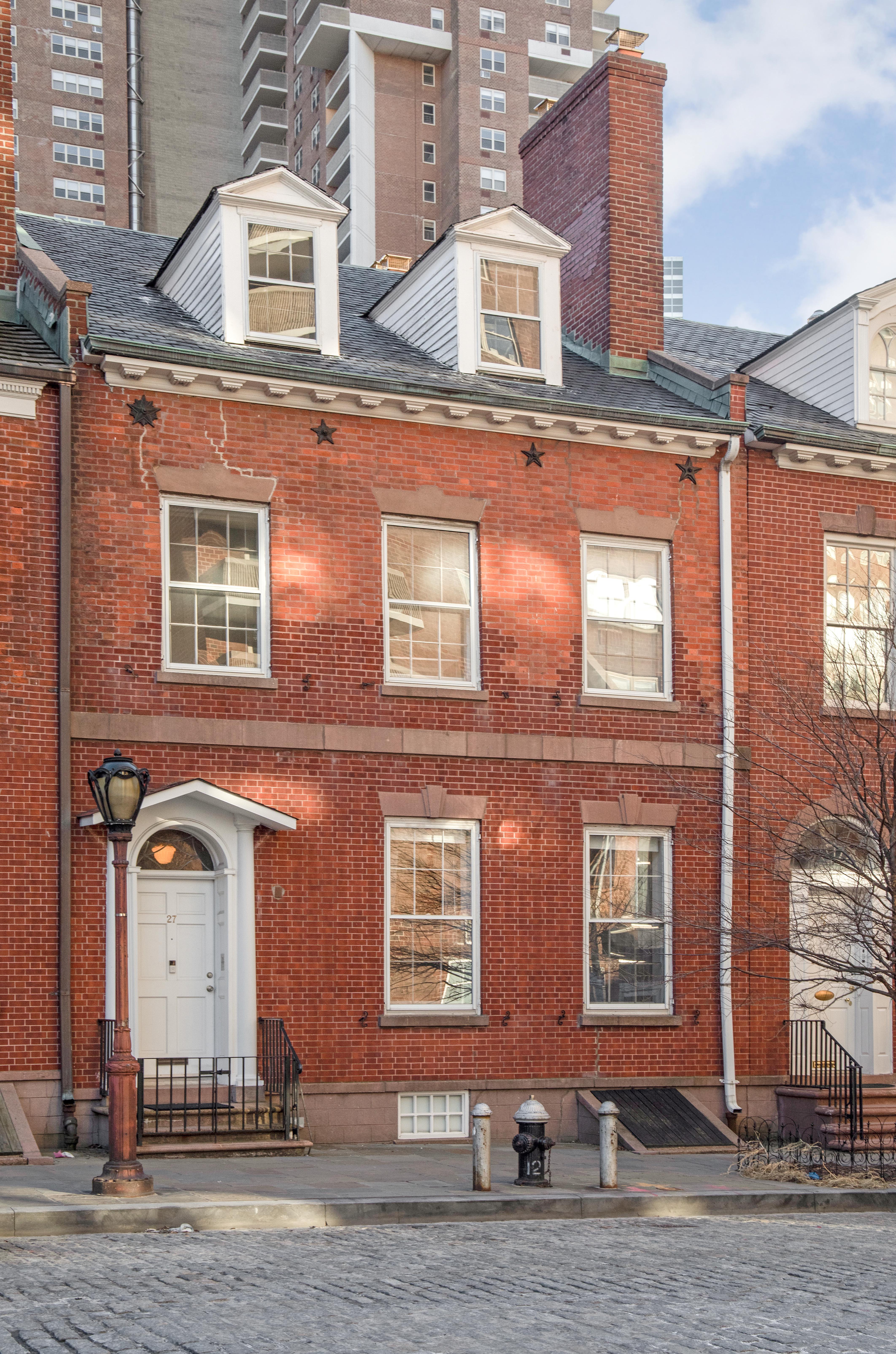 27 Harrison Street Manhattan, NY 10013 - Photo 1 of 25