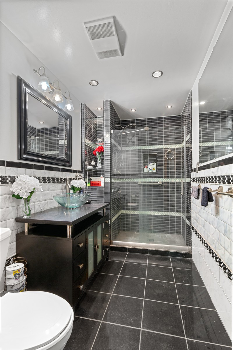 923 Gates Avenue Brooklyn, NY 11221 - Photo 5 of 20