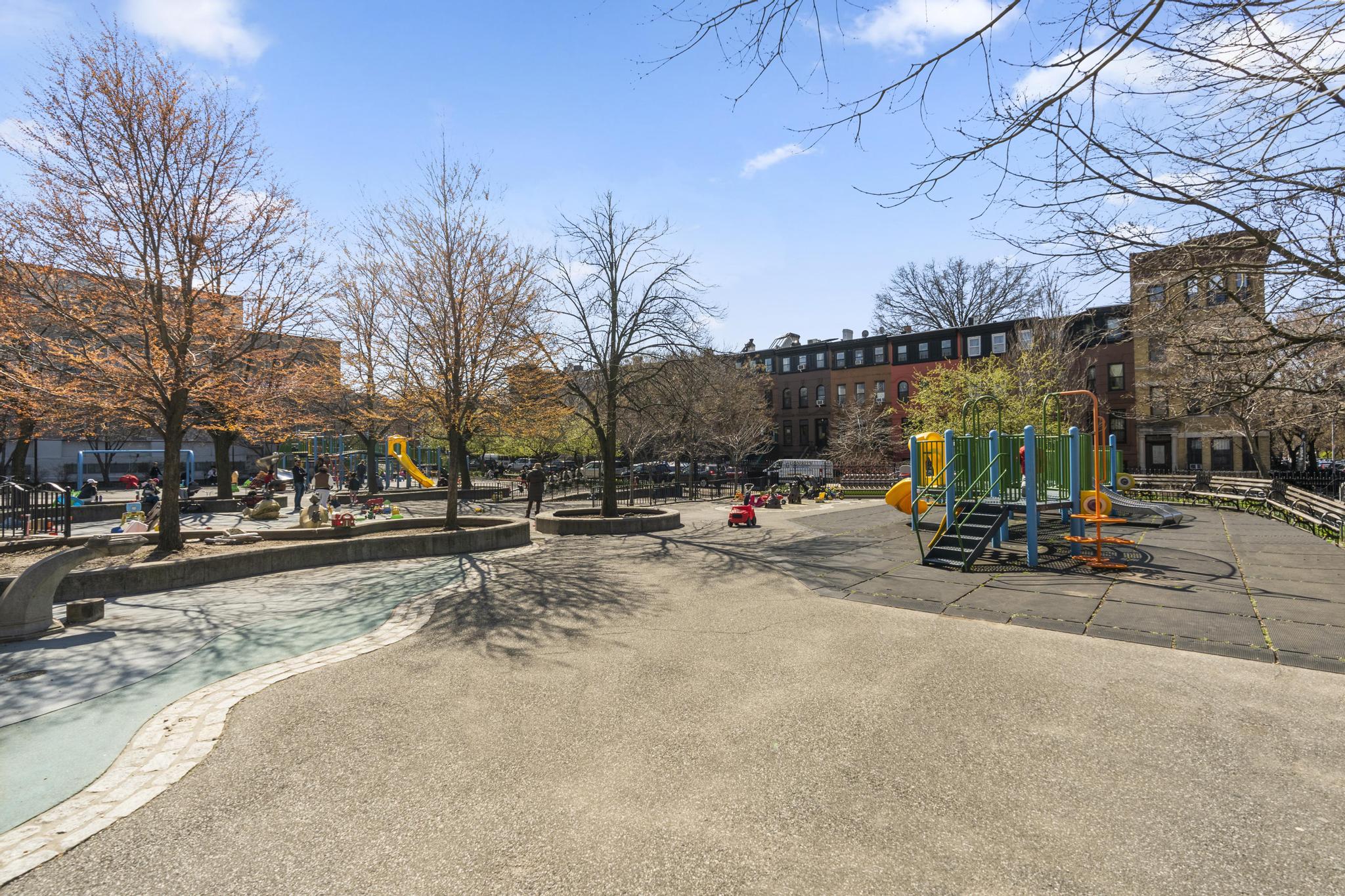 338 Prospect Place, Unit 2H Brooklyn, NY 11238 - Photo 9 of 12