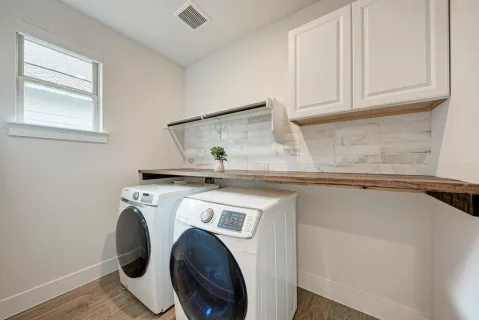 $559,000 | 8417 Thompson Teal Trail, Austin, TX 78744