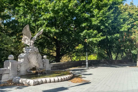 $2,349,000 | 320 West 76th Street, Unit 7DE | Upper West Side