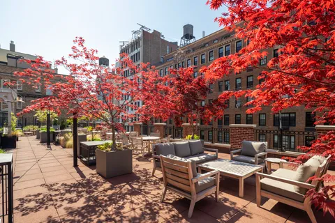$895,000 | 23 East 10th Street, Unit 4G | Greenwich Village