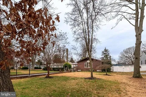 $450,000 | 1689 Twickenham Road, Pasadena, MD 21122