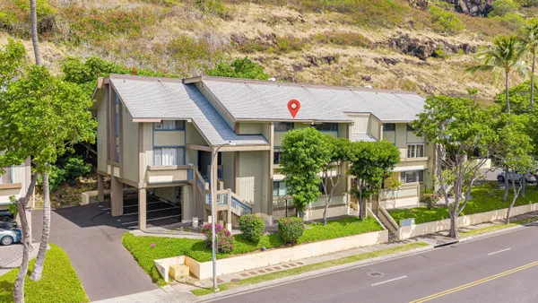 $599,000 | 300 E Kawaihae Street, Unit 300E, Honolulu, HI 96825
