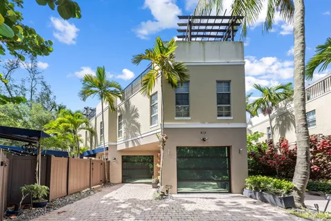 $1,299,000 | 814 Southwest 10th Street, Unit 814, Fort Lauderdale, FL 33315