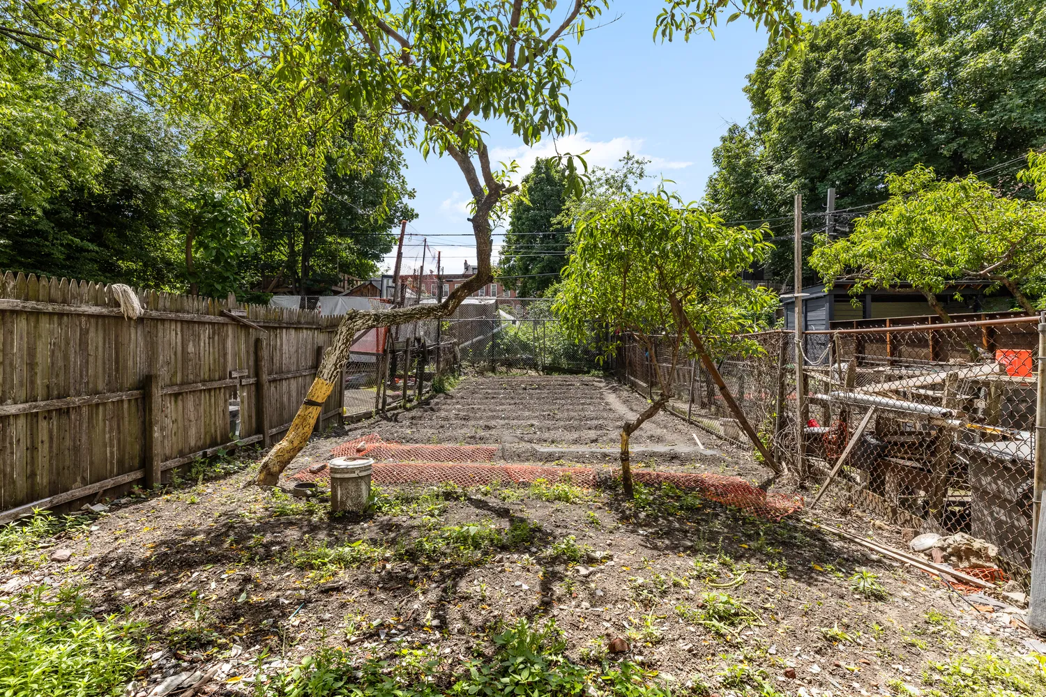 a view of a entertaining space