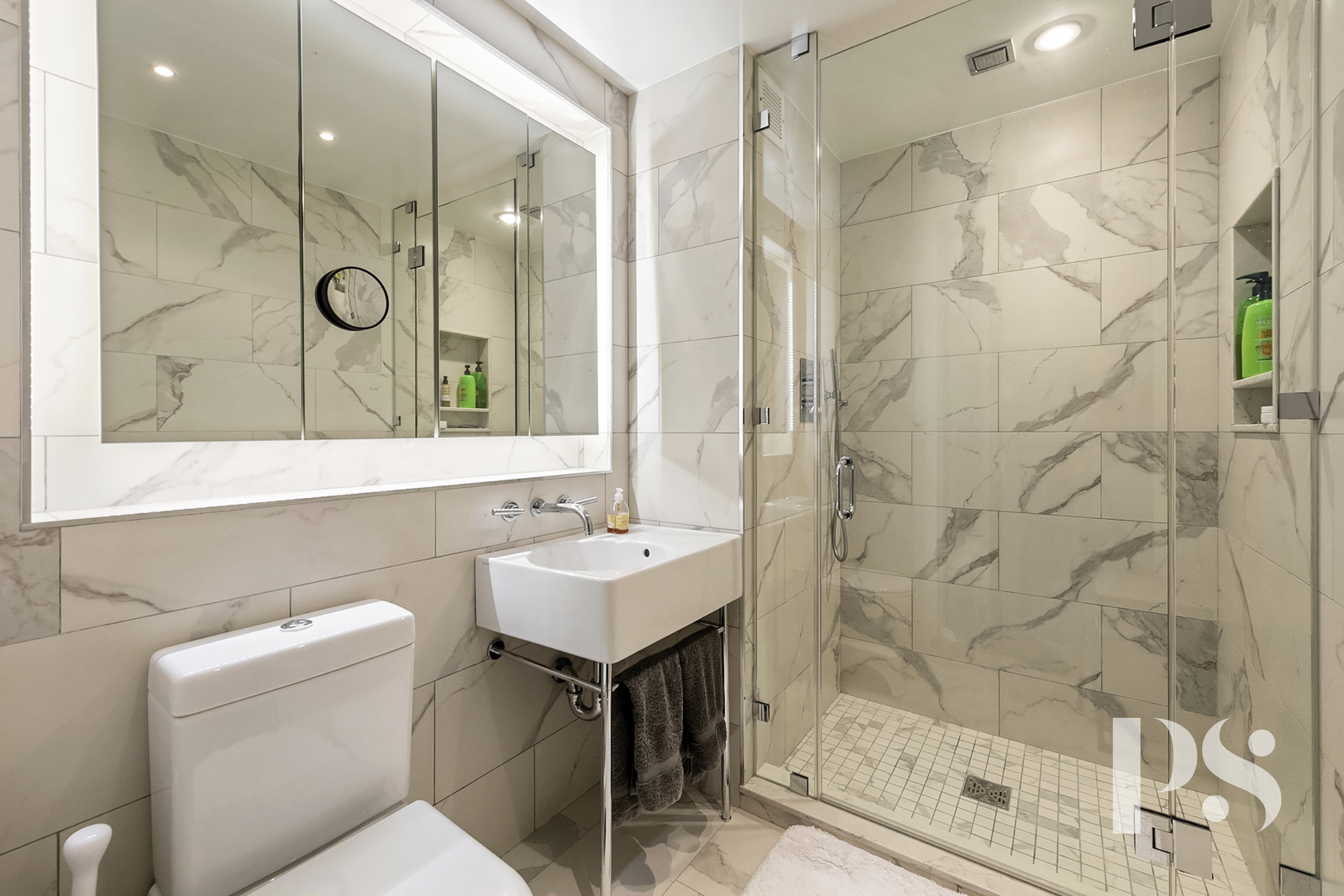 16 West 19th Street, Unit 6A Manhattan, NY 10011 - Photo 5 of 6 Gallery Image 5