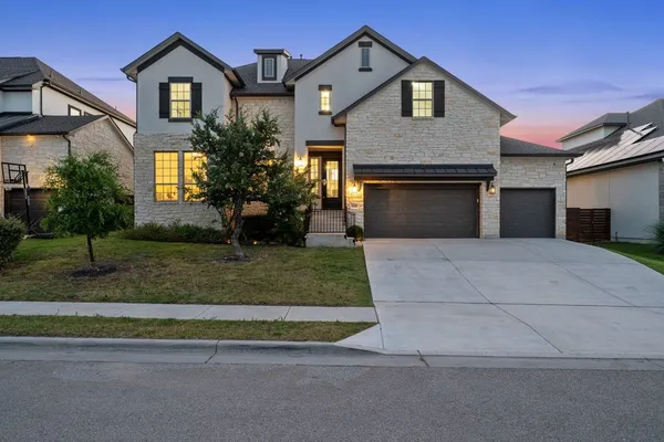 $950,000 | 7600 Ecureil Drive, Austin, TX 78738