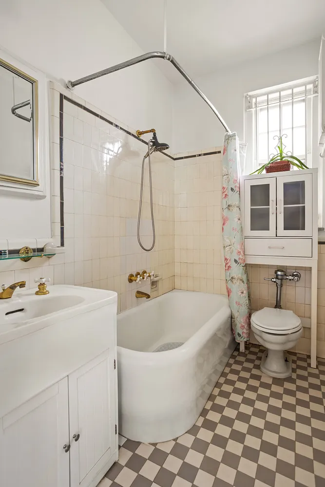 $1,200,000 | 33-51 80th Street, Unit 22 | Jackson Heights