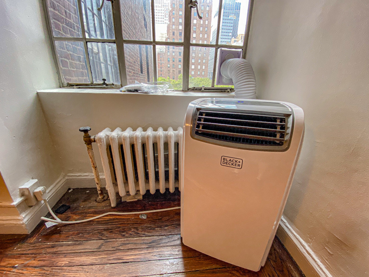 25 Tudor City Place, Unit 809 Manhattan, NY 10017 - Photo 7 of 8