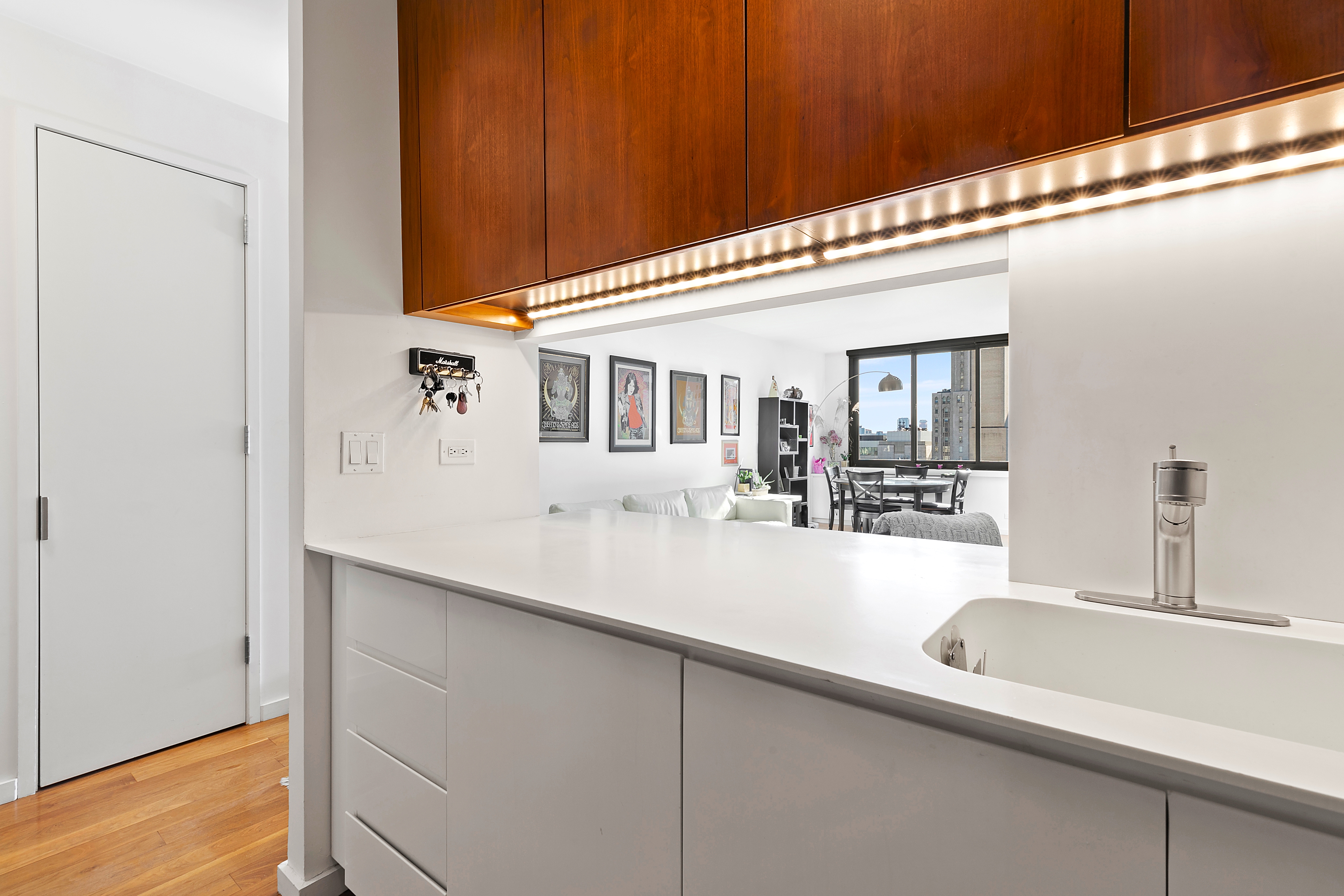 515 East 72nd Street, Unit 22E Manhattan, NY 10021 - Photo 6 of 24