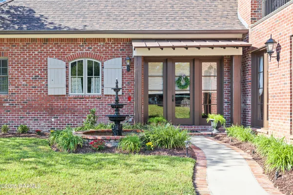 $1,100,000 | 100 Candlewood Drive, Lafayette, LA 70508