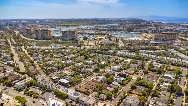 $3,825,000 | 2325 Cloy Avenue, Venice, CA 90291