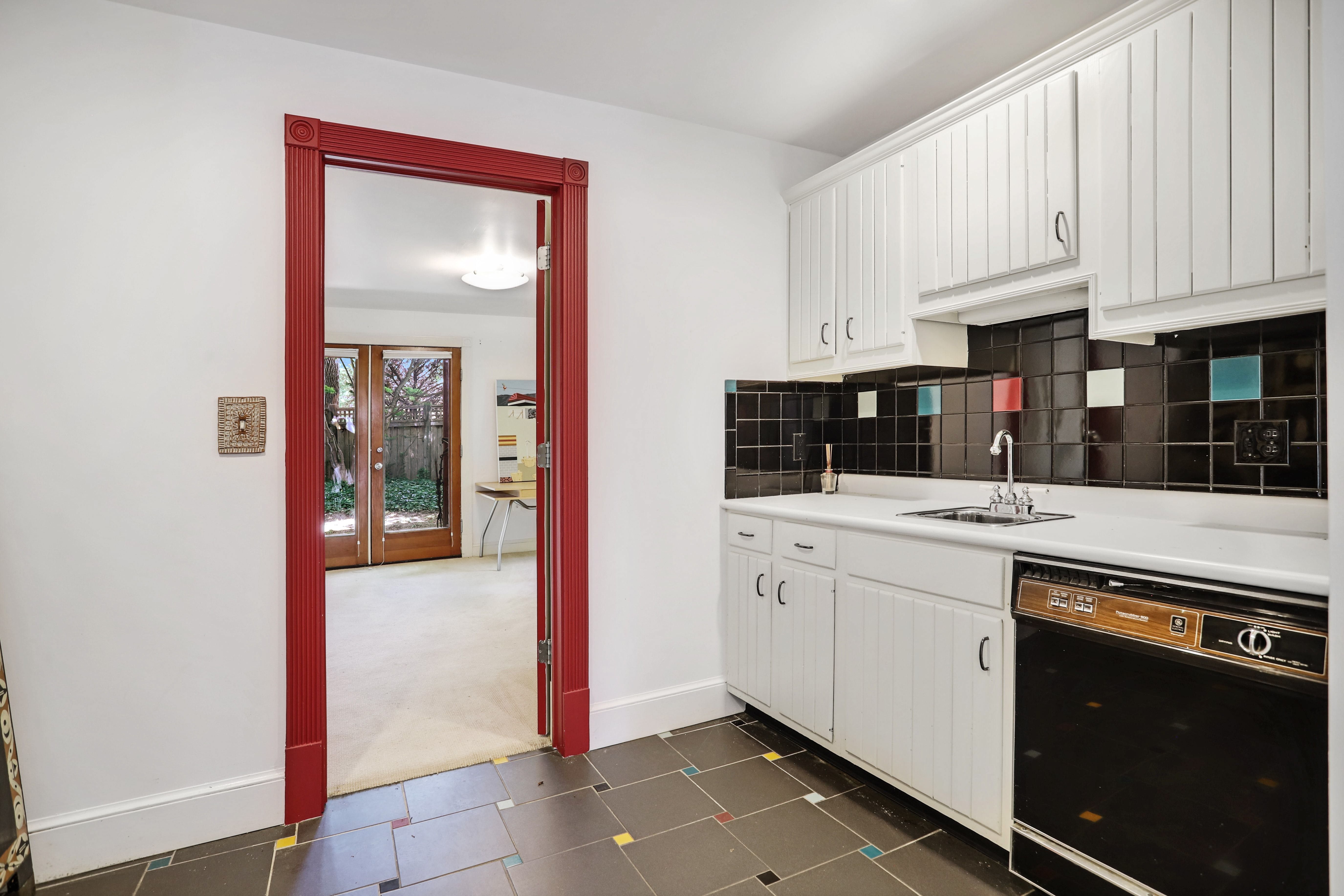 7903 Curtis Street Chevy Chase, MD 20815 - Photo 27 of 49