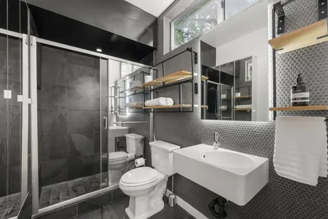 $642,000 | 2008 Riverview Street, Unit B, Austin, TX 78702