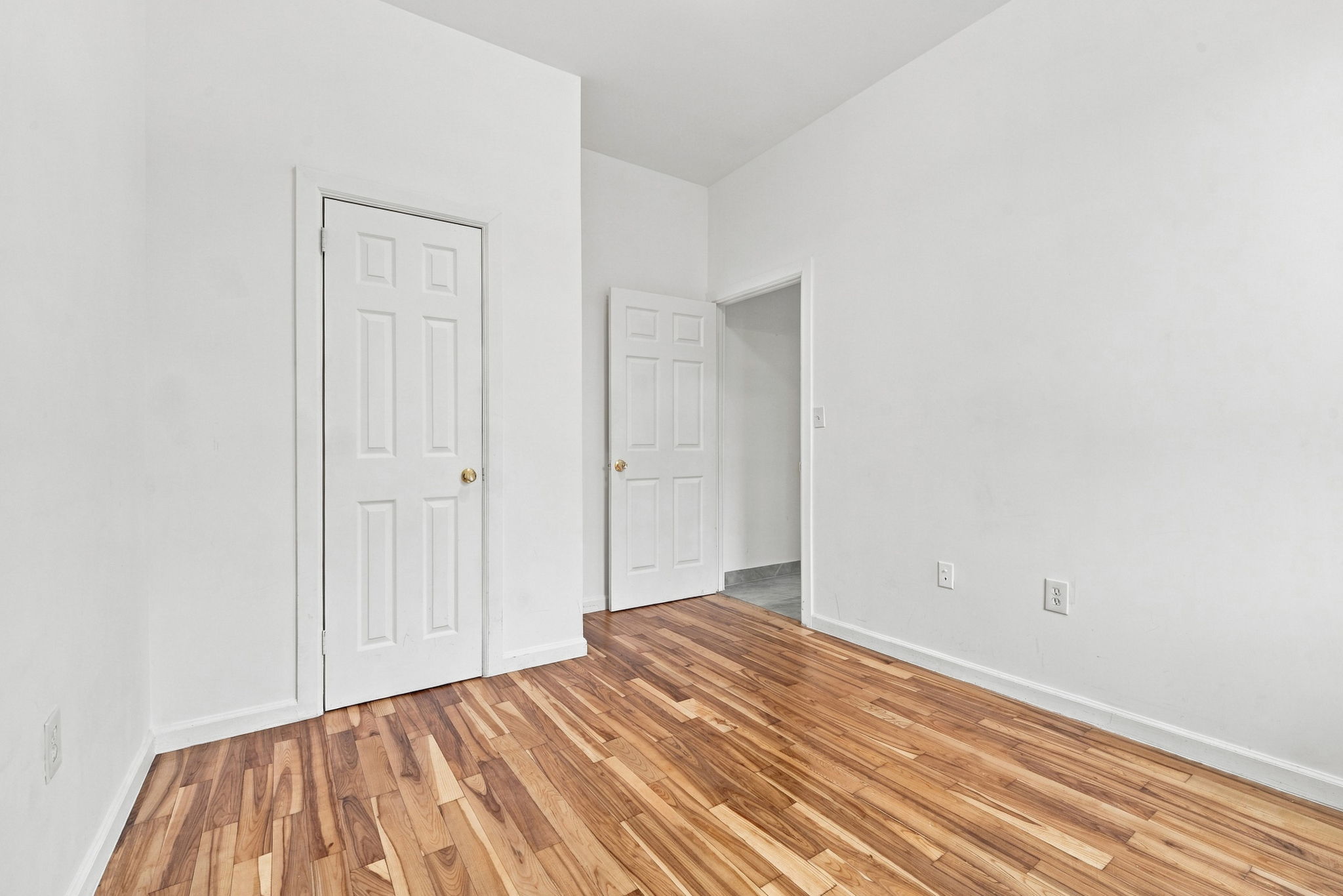 40-25 Junction Boulevard, Unit 3L Queens, NY 11368 - Photo 6 of 8 Gallery Image 6