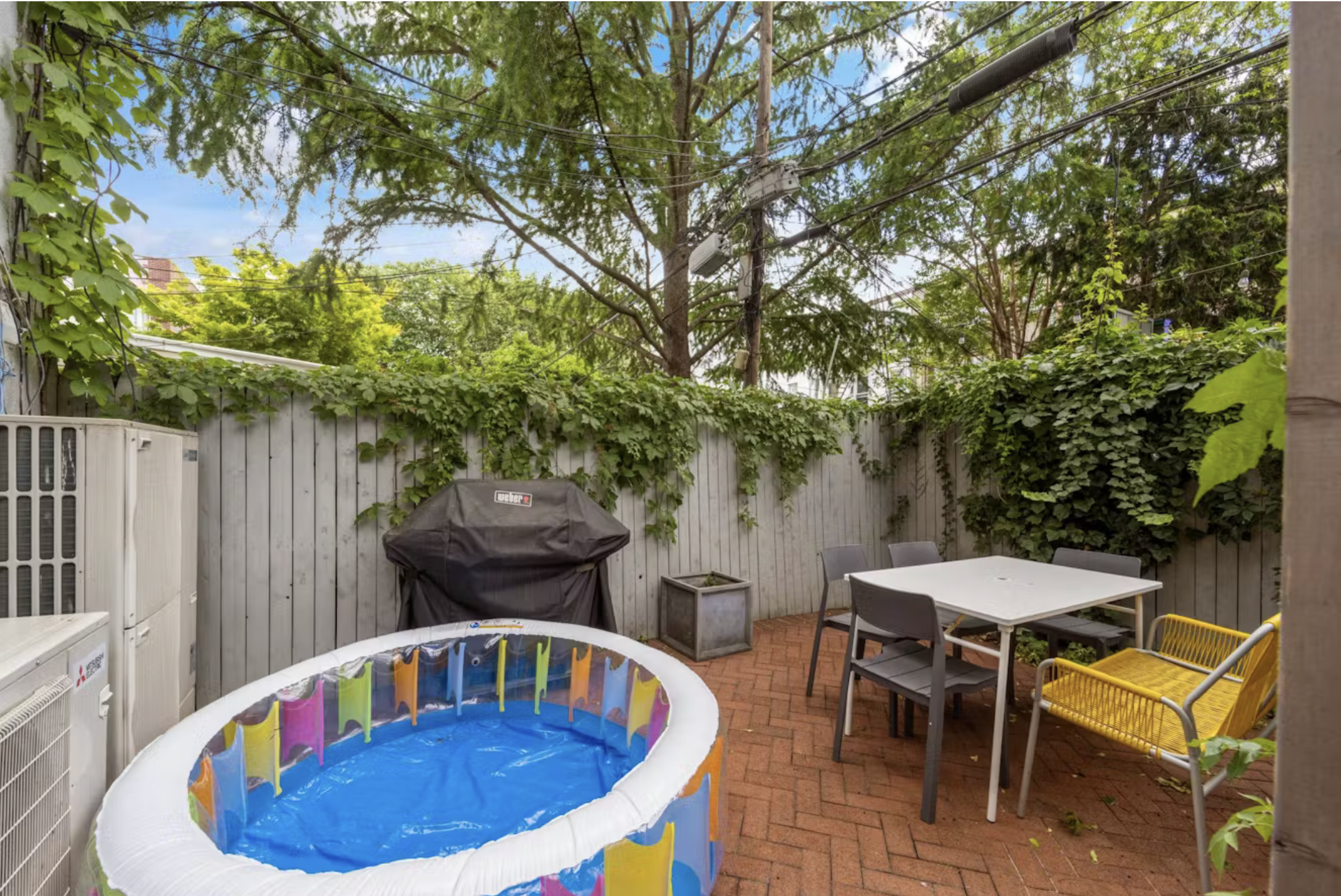 304 Warren Street, Unit 1 Brooklyn, NY 11201 - Photo 13 of 16 a view of a table and chairs in the patio
