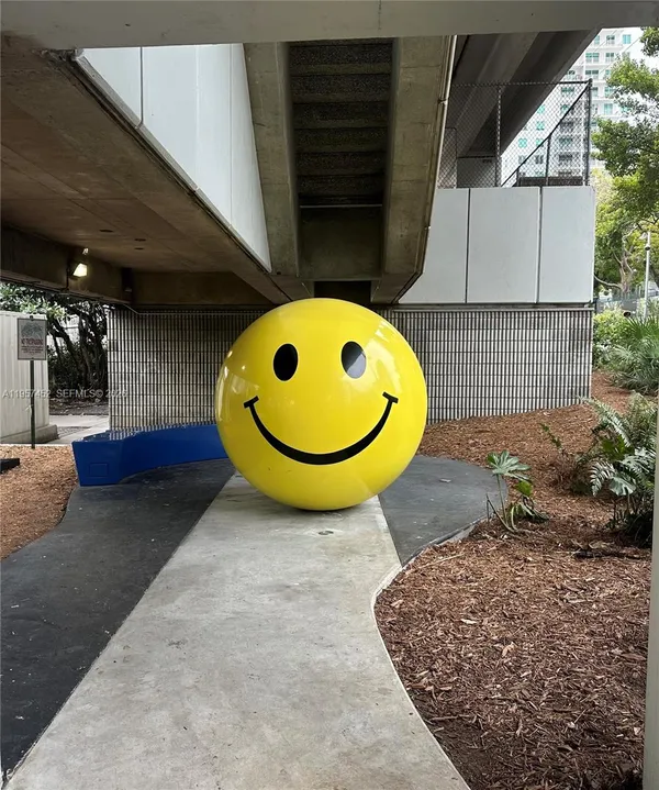 $339,000 | 115 Southwest 11th Street, Unit 505, Miami, FL 33130