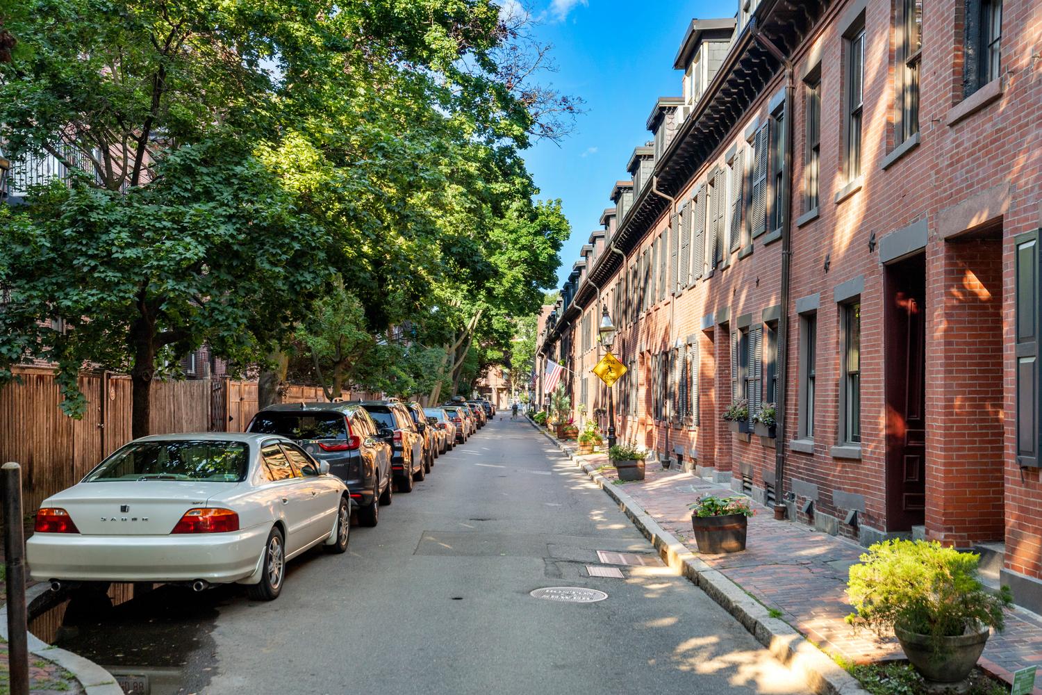 15 Lawrence Street, Unit 2 Boston, MA 02116 - Photo 32 of 34