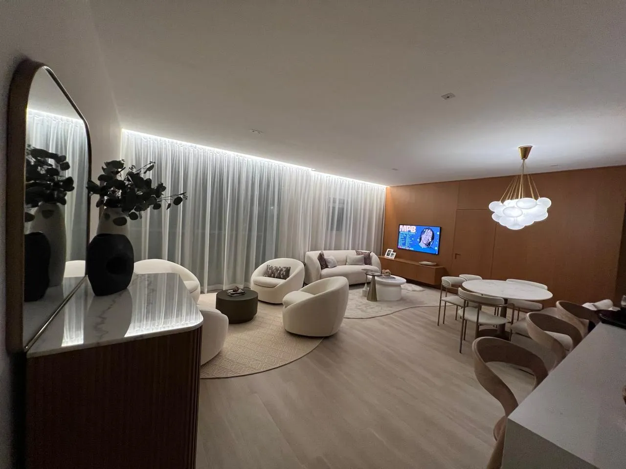 Contact Agent | 31 Southeast 5th Street, Miami, FL 33131