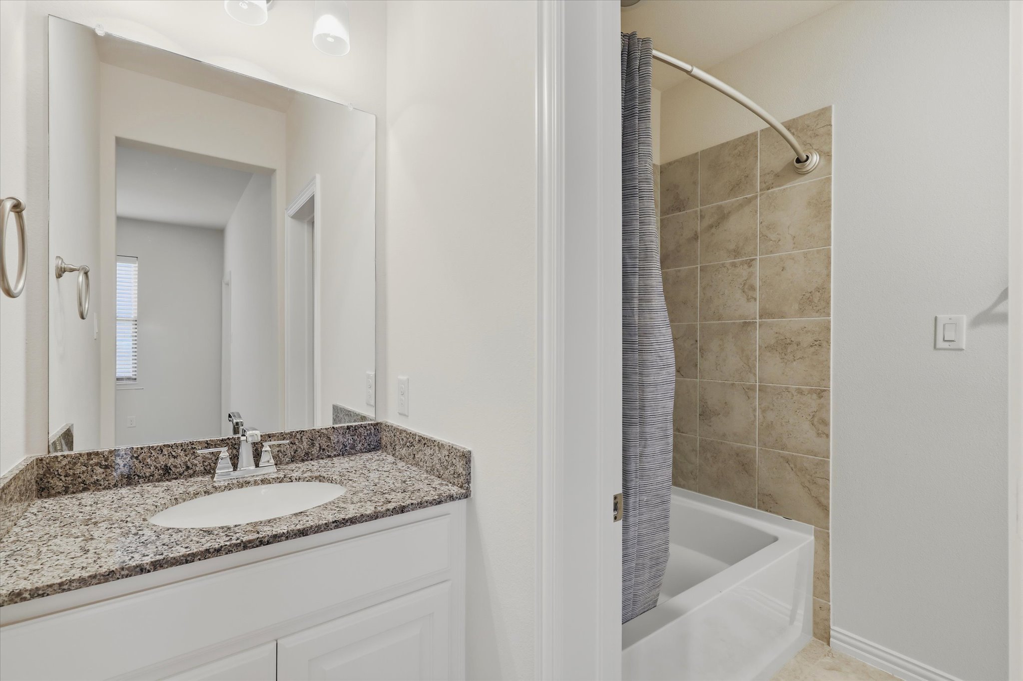 2433 Mare Road Carrollton, TX 75010 - Photo 27 of 41 Gallery Image 27