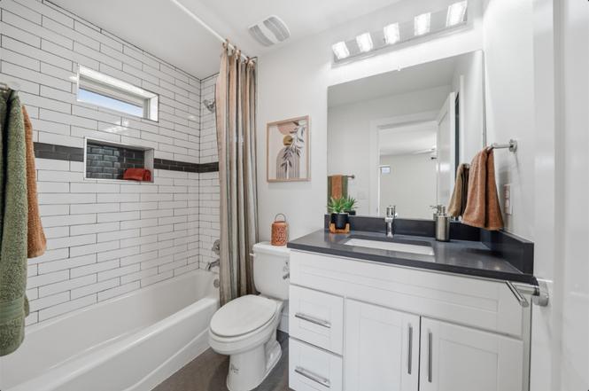 4705 Louis Avenue, Unit A & B Austin, TX 78721 - Photo 33 of 40