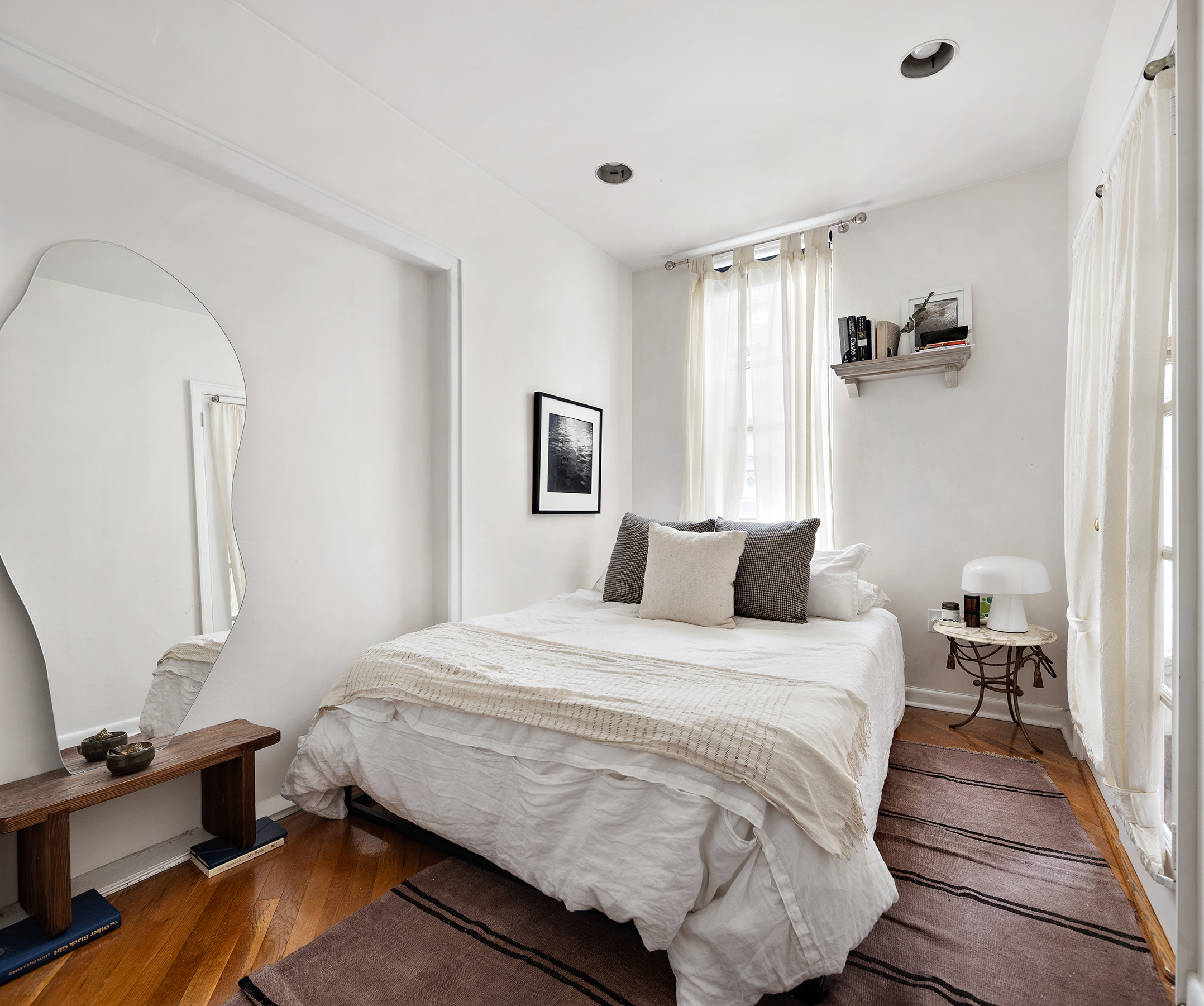 84 Charles Street, Unit 16 Manhattan, NY 10014 - Photo 3 of 7