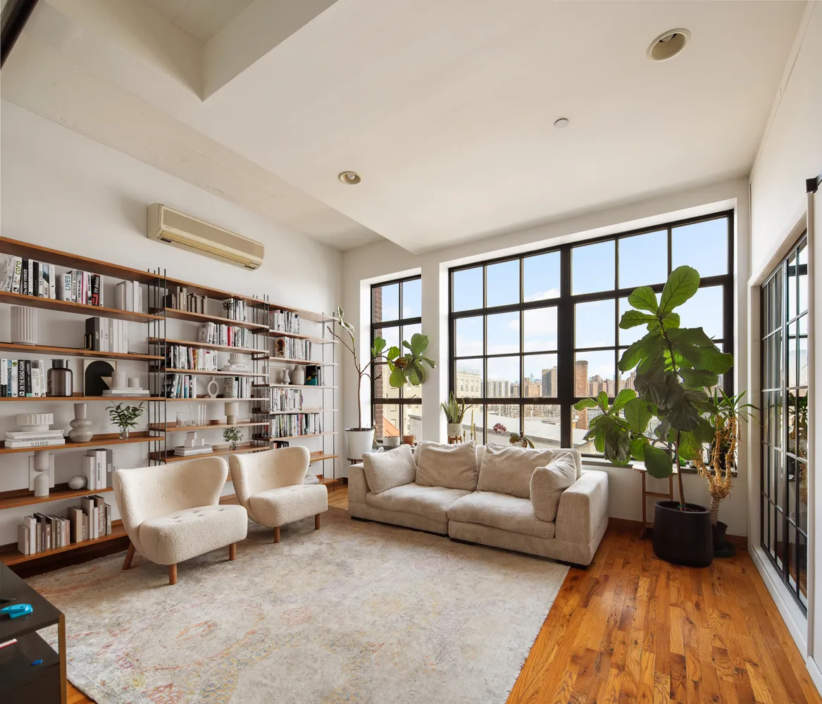 $1,395,000 | 37 Bridge Street, Unit 3C | DUMBO
