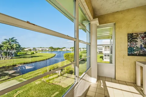 $170,000 | 379 North Grove Isle Circle, Unit 379, Vero Beach, FL 32962
