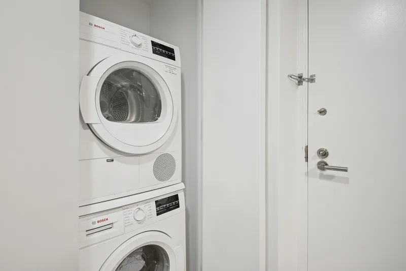 $4,850 | 100 West 58th Street, Unit 5E | Midtown Central