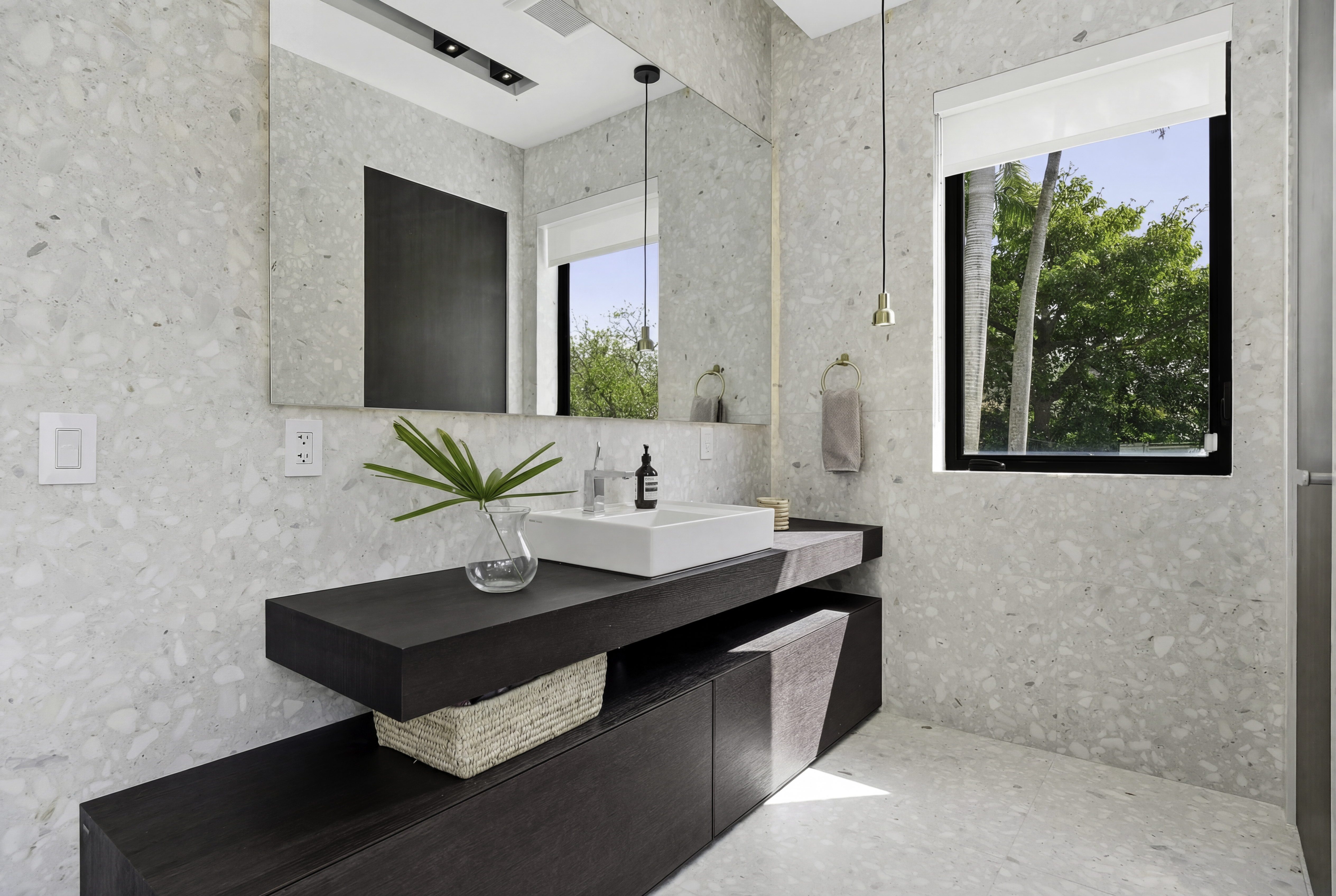 229 Ridgewood Road Miami, FL 33133 - Photo 48 of 62