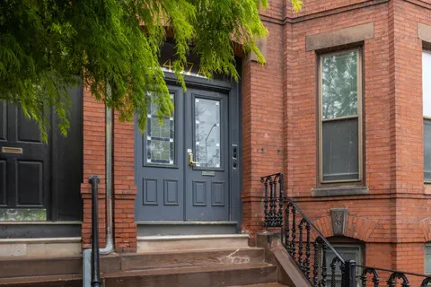 a view of entrance door of the house