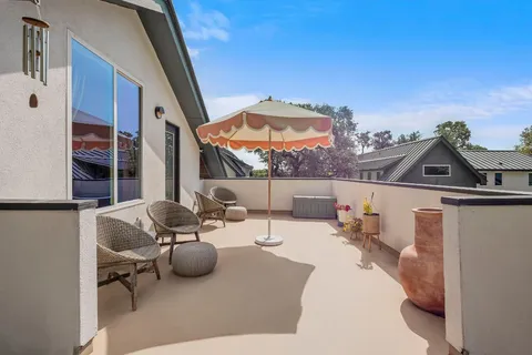 $549,000 | 2812 Oak Springs Drive, Unit 2, Austin, TX 78702