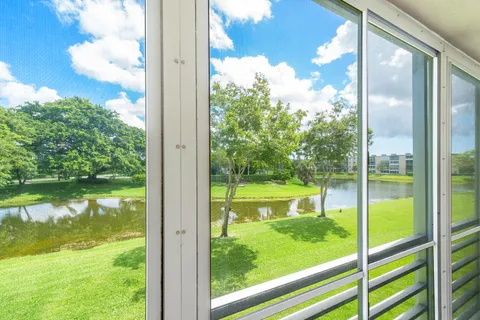 $99,000 | 2046 Rexford Drive, Unit C, Boca Raton, FL 33434