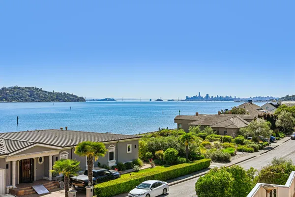 $4,195,000 | 17 Heron Drive, Mill Valley, CA 94941