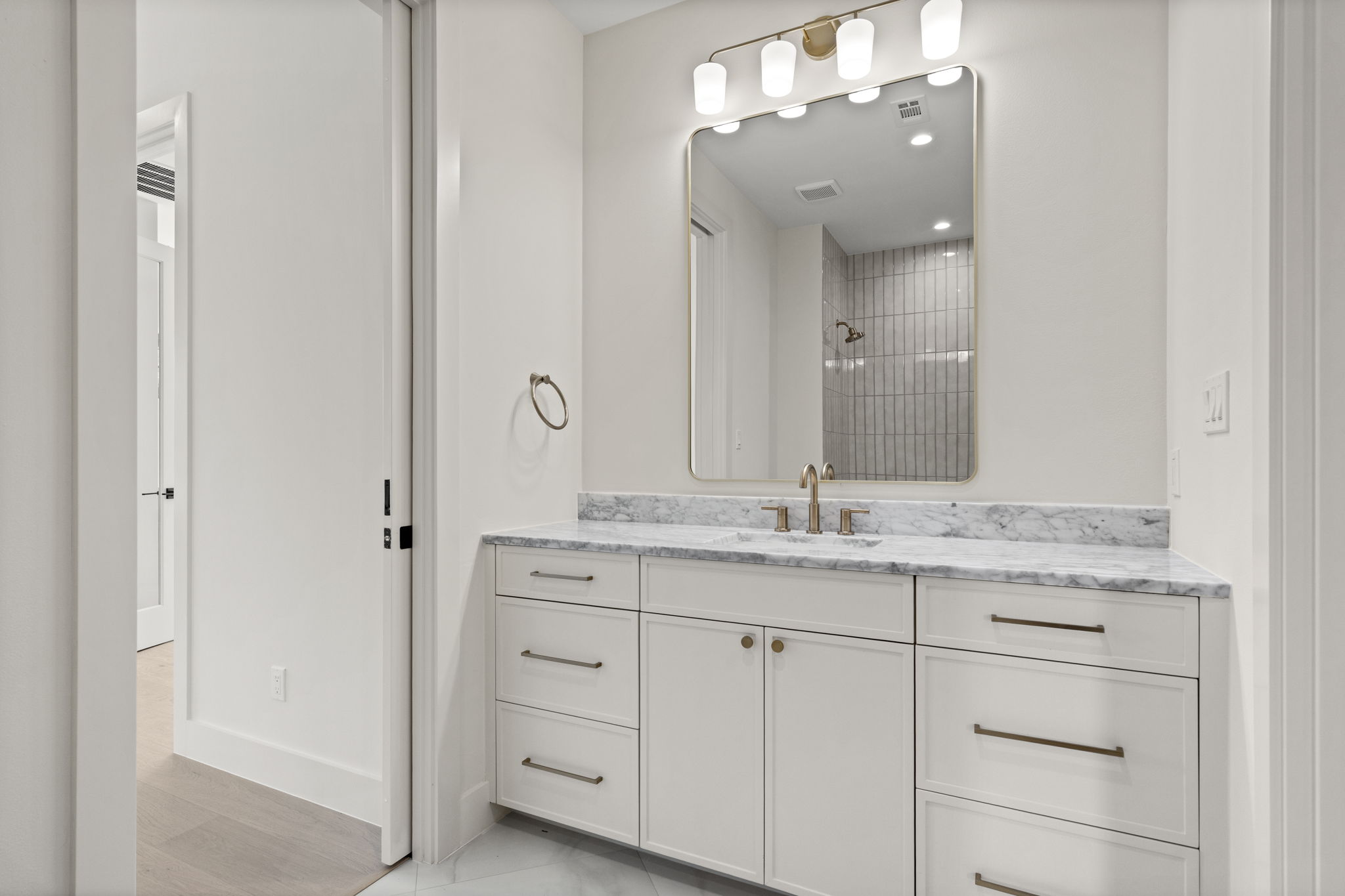 4231 Concho Street Dallas, TX 75206 - Photo 32 of 42