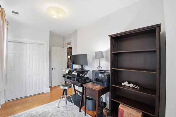 $1,100,000 | 721 10th Street Northeast, Washington, DC 20002