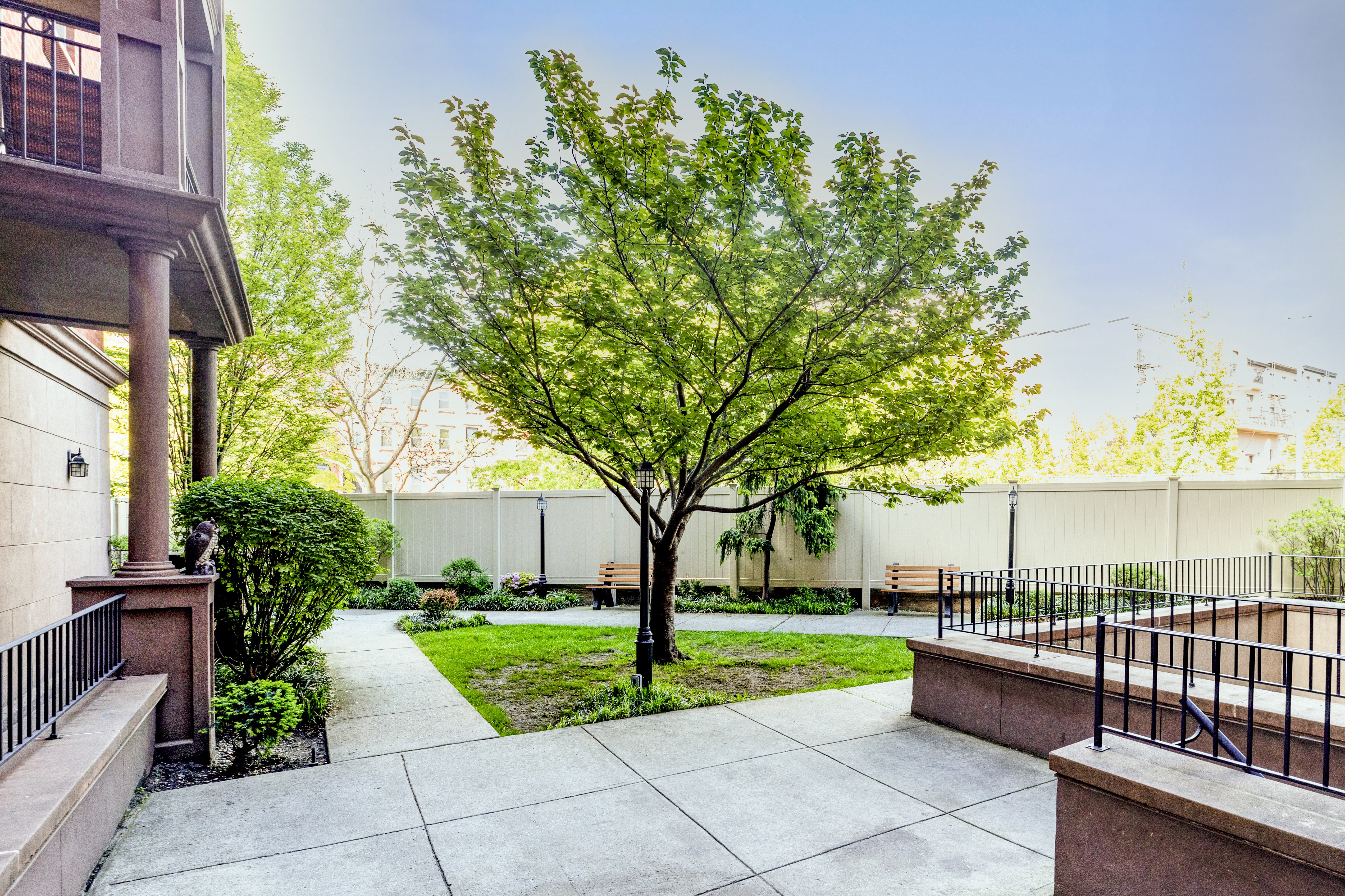 93 Rapelye Street, Unit 6C Brooklyn, NY 11231 - Photo 13 of 14 a view of a garden with iron fence