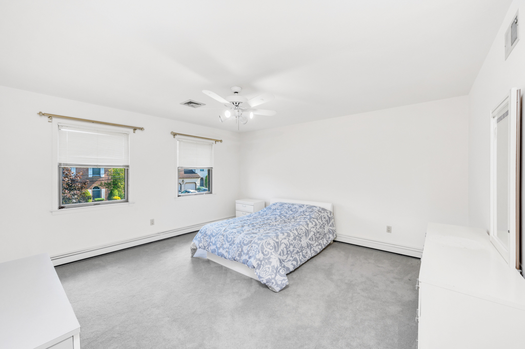 35 Poe Street Staten Island, NY 10307 - Photo 18 of 36