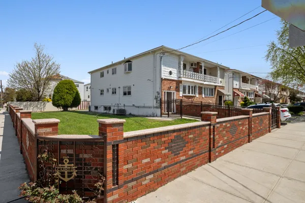 $3,300 | 1403 East 103rd Street, Unit 1 | Canarsie