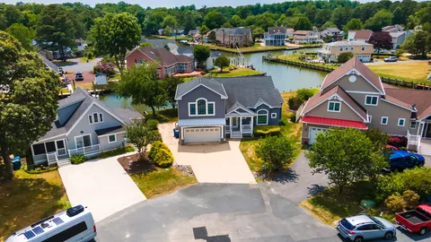$1,295,000 | 17 Clipper Court, Berlin, MD 21811
