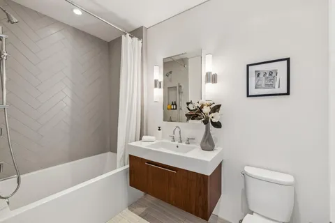 $2,895,000 | 2269 Francisco Street, San Francisco, CA 94123