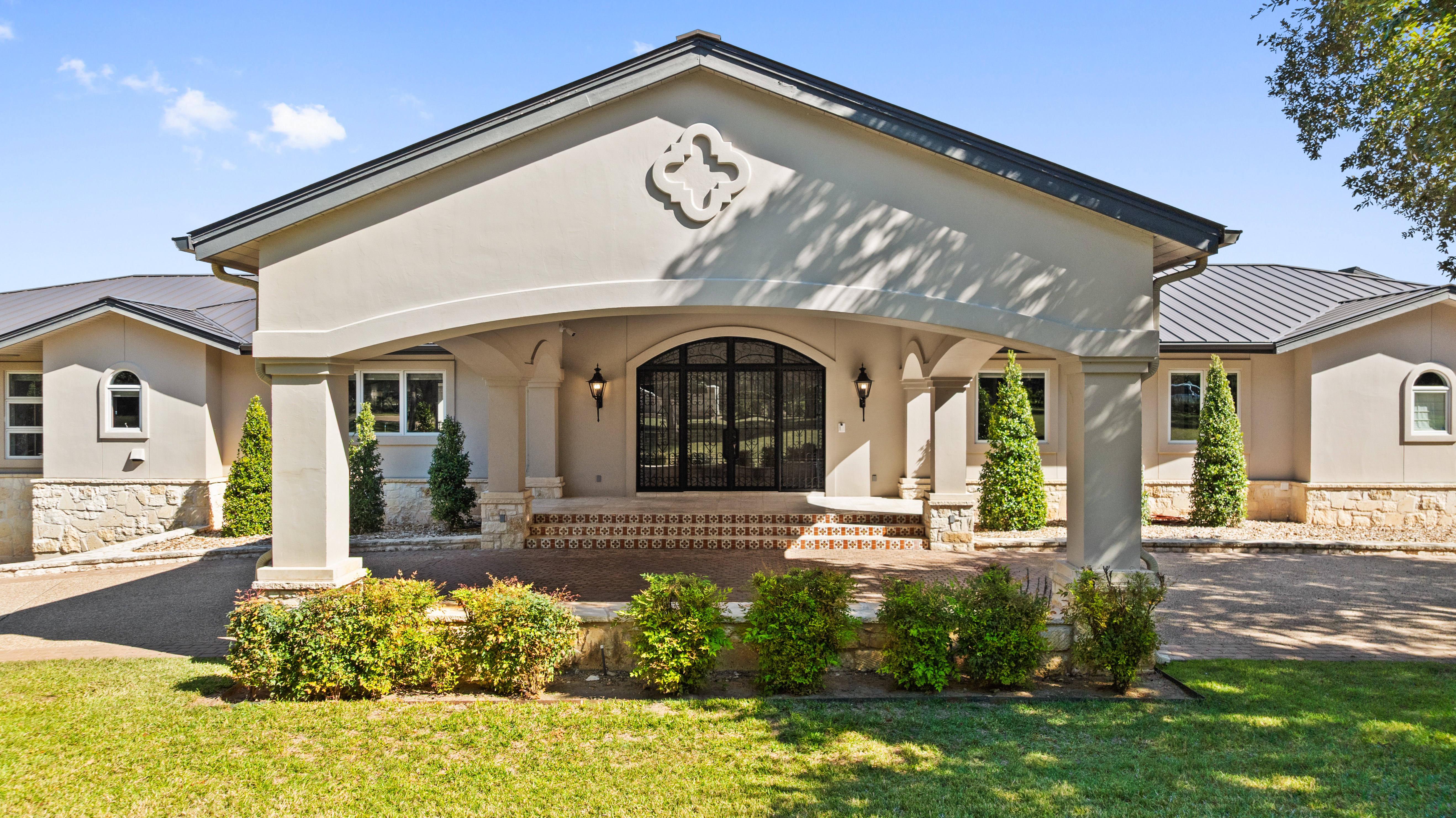 15210 Rainbow 1 Street Austin, TX 78734 - Photo 13 of 138 a front view of a house with garden