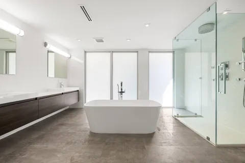 $4,950,000 | 3770 Kumquat Avenue, Miami, FL 33133