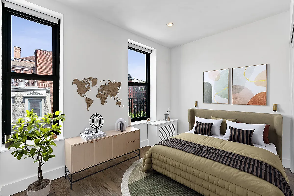 152 Thompson Street, Unit 3B Manhattan, NY 10012 - Photo 5 of 10