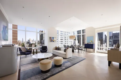 $7,295,000 | 200 Amsterdam Avenue, Unit 17A | Upper West Side