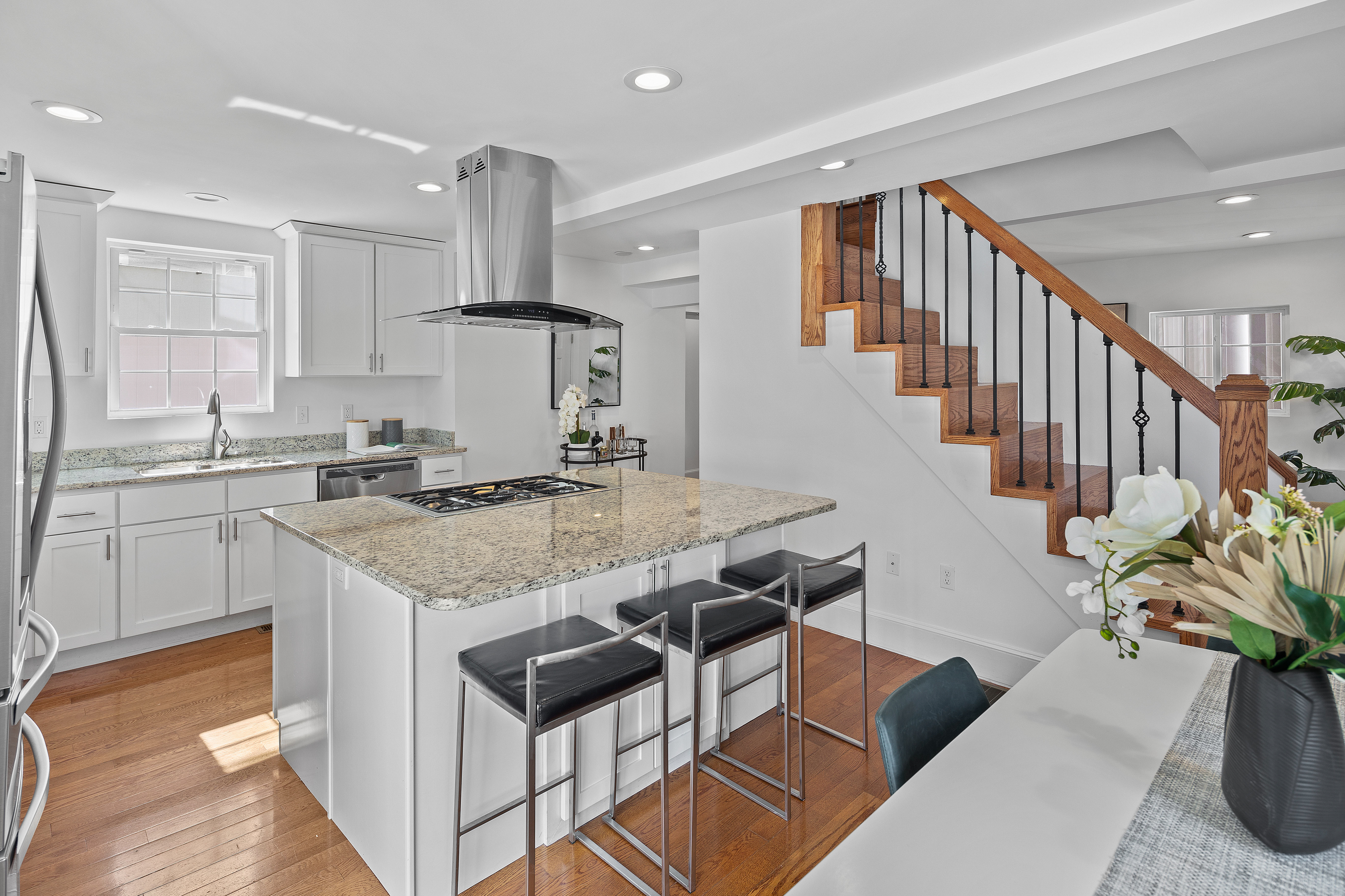 34 R Marcella Street Roxbury, MA 02119 - Photo 3 of 27