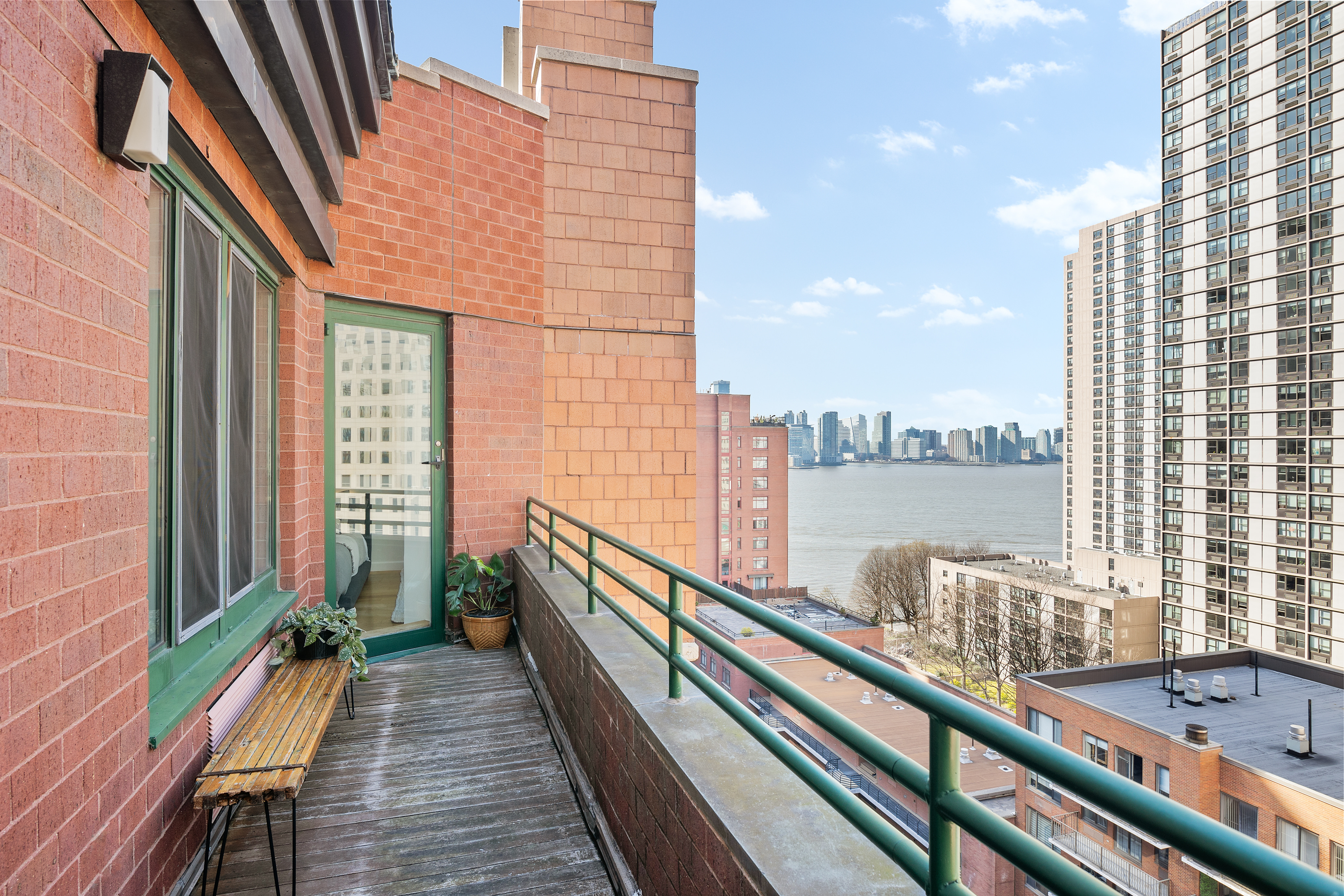 333 Rector Place, Unit PH3E Manhattan, NY 10280 - Photo 10 of 11